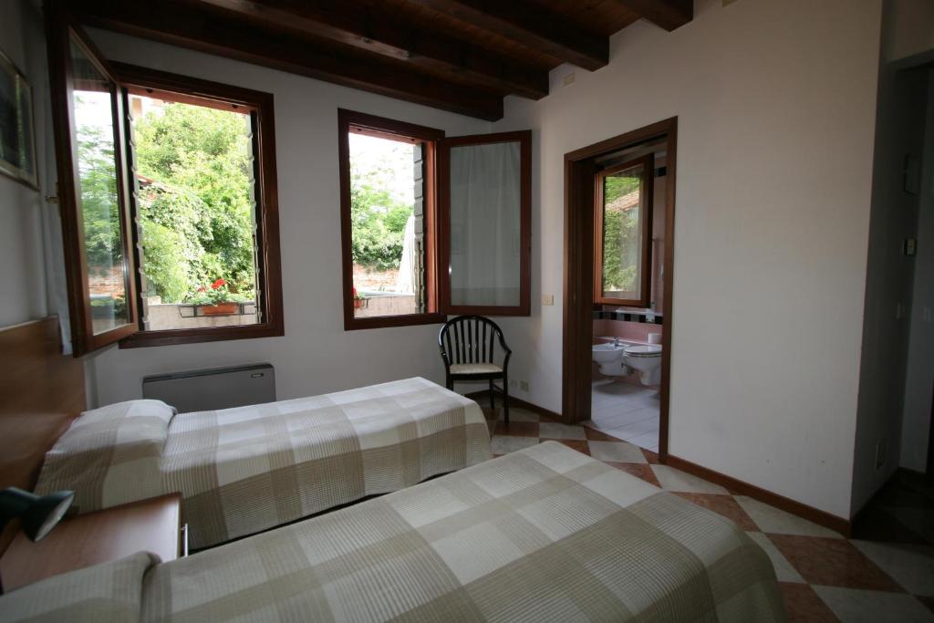 luxury room